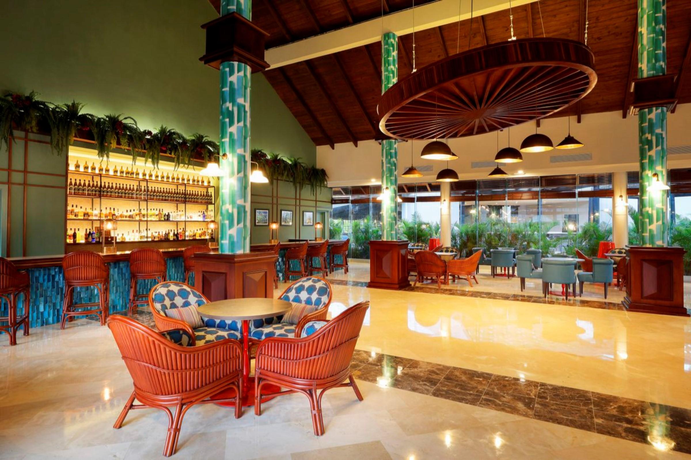 Grand Palladium Palace Resort Spa & Casino Punta Cana Exterior photo